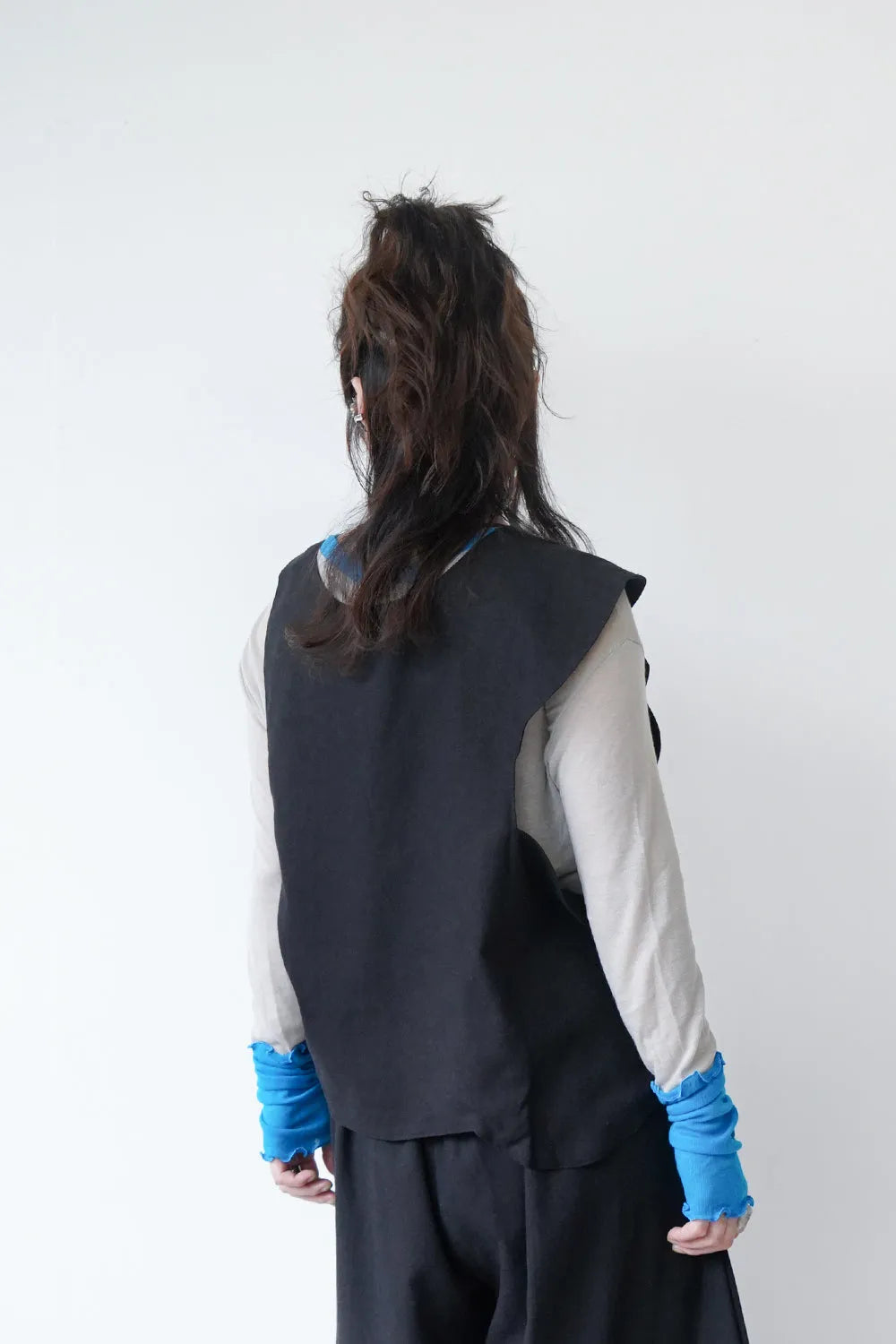 アシメスカラップ麻混ベスト