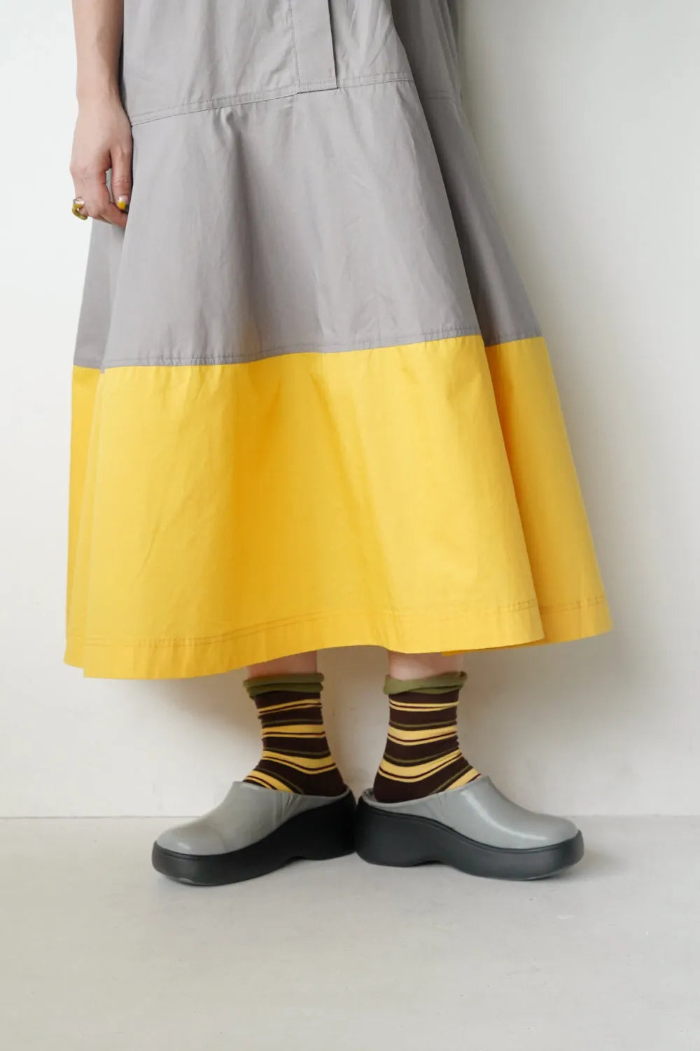 無地×マルチボーダーソックス