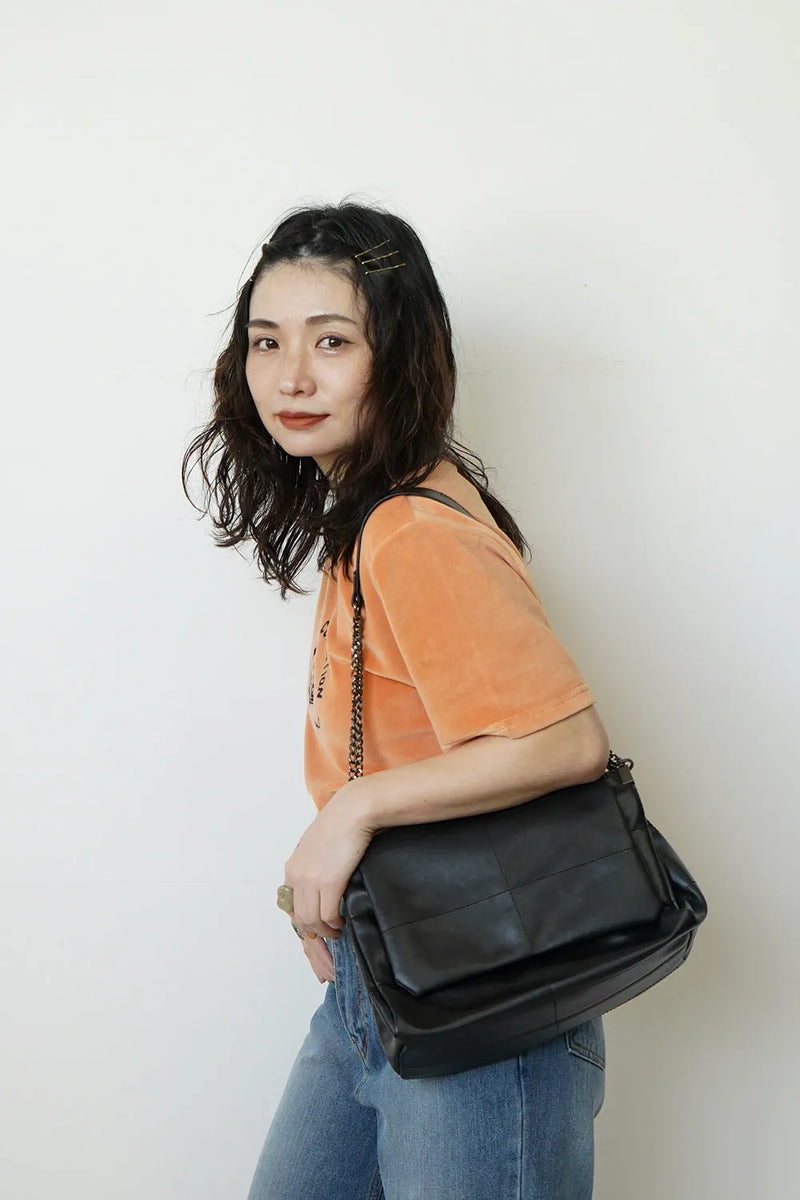 スクエアフラップチェーンショルダーバッグ