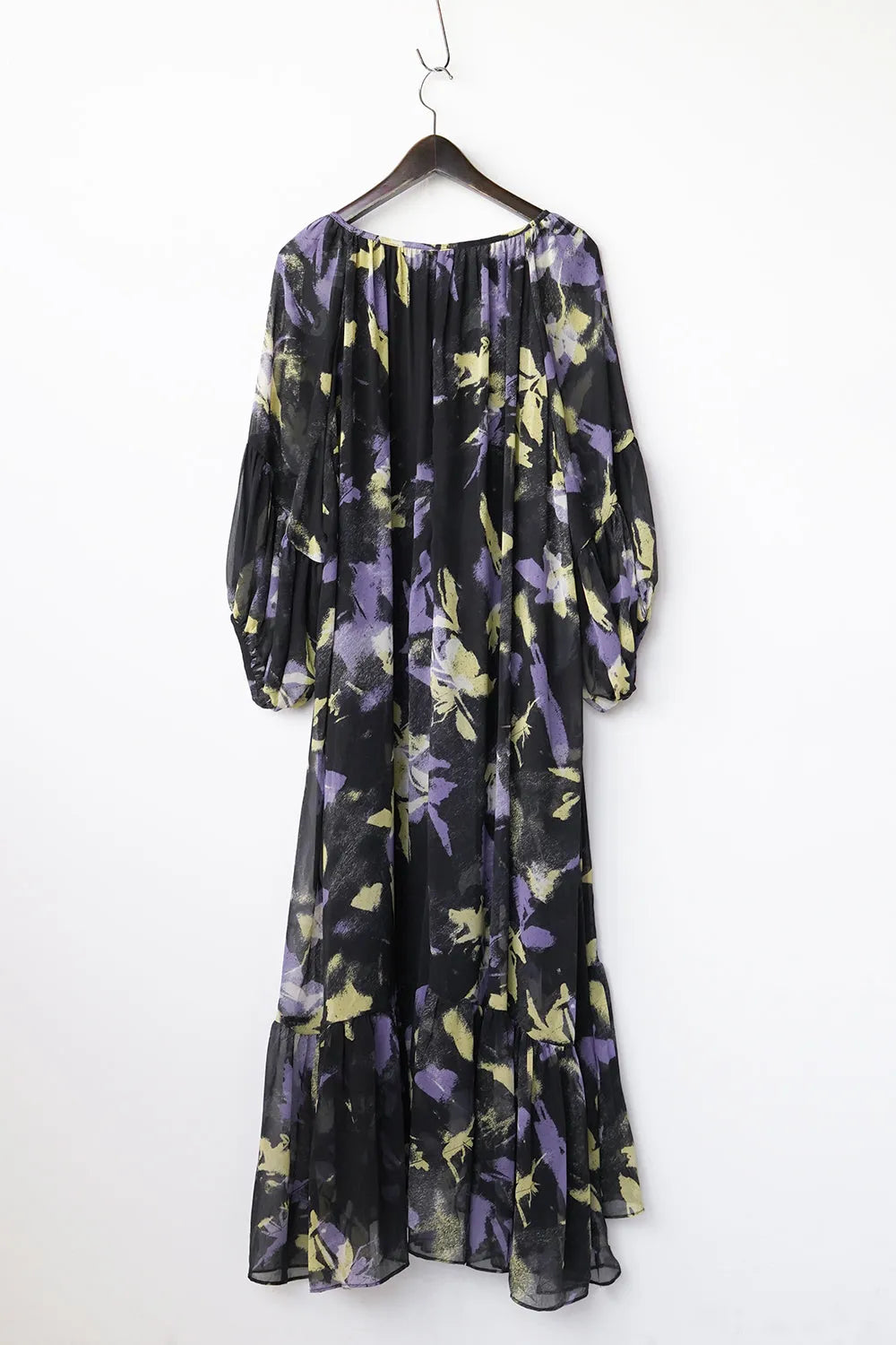 ペイント柄シアーロングワンピース