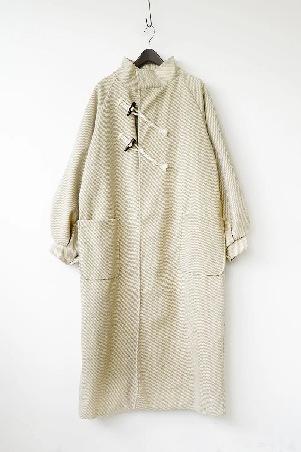 ななめダッフルロングコート