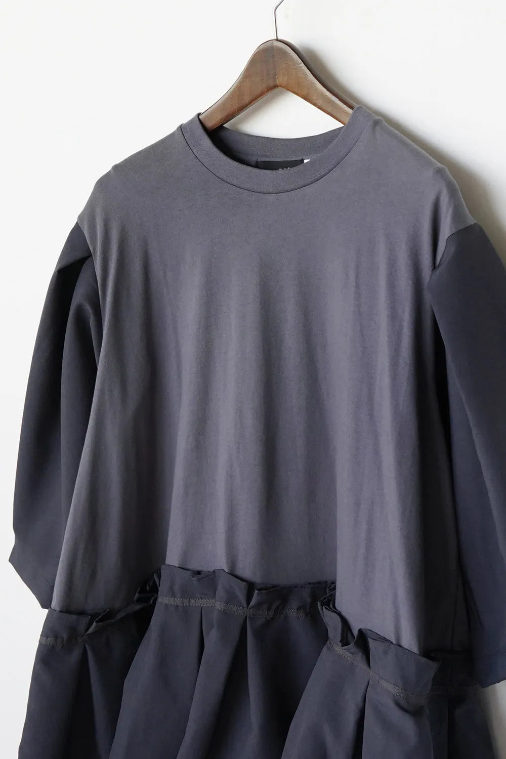【nunuforme 】チェンジフリルTee
