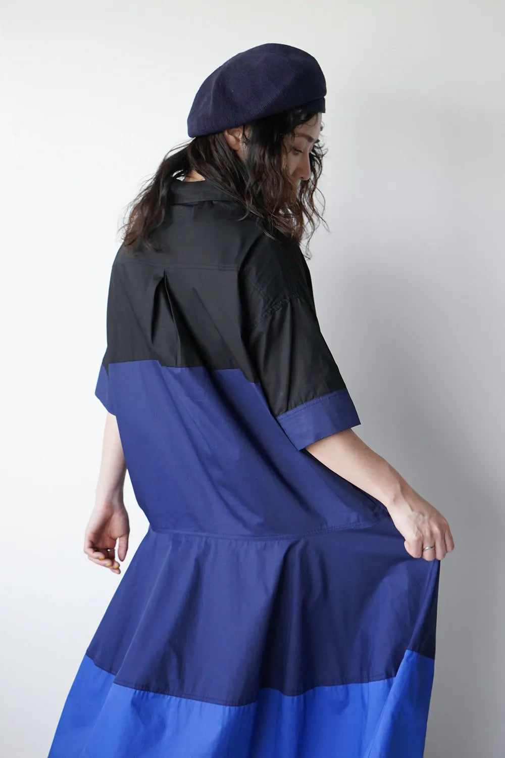 【LILA n' citta】バイカラーフレアシャツワンピース