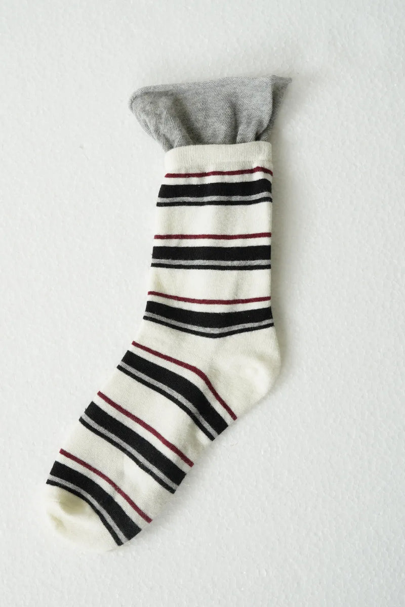 無地×マルチボーダーソックス