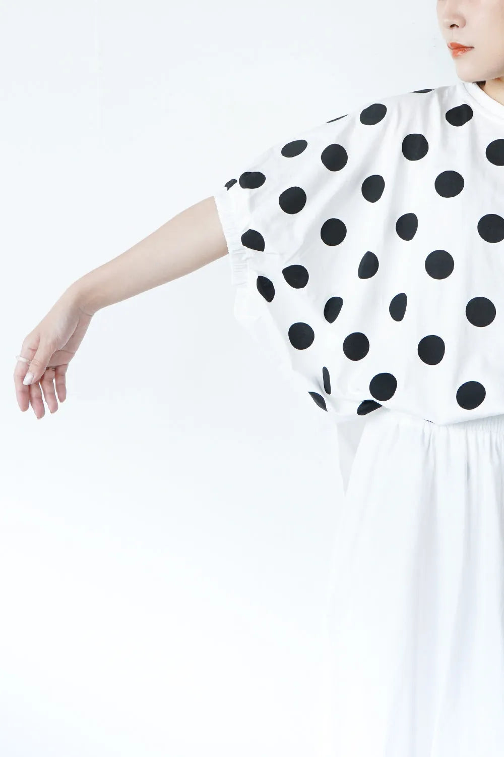 ドットプリントドルマン丸型カットソー