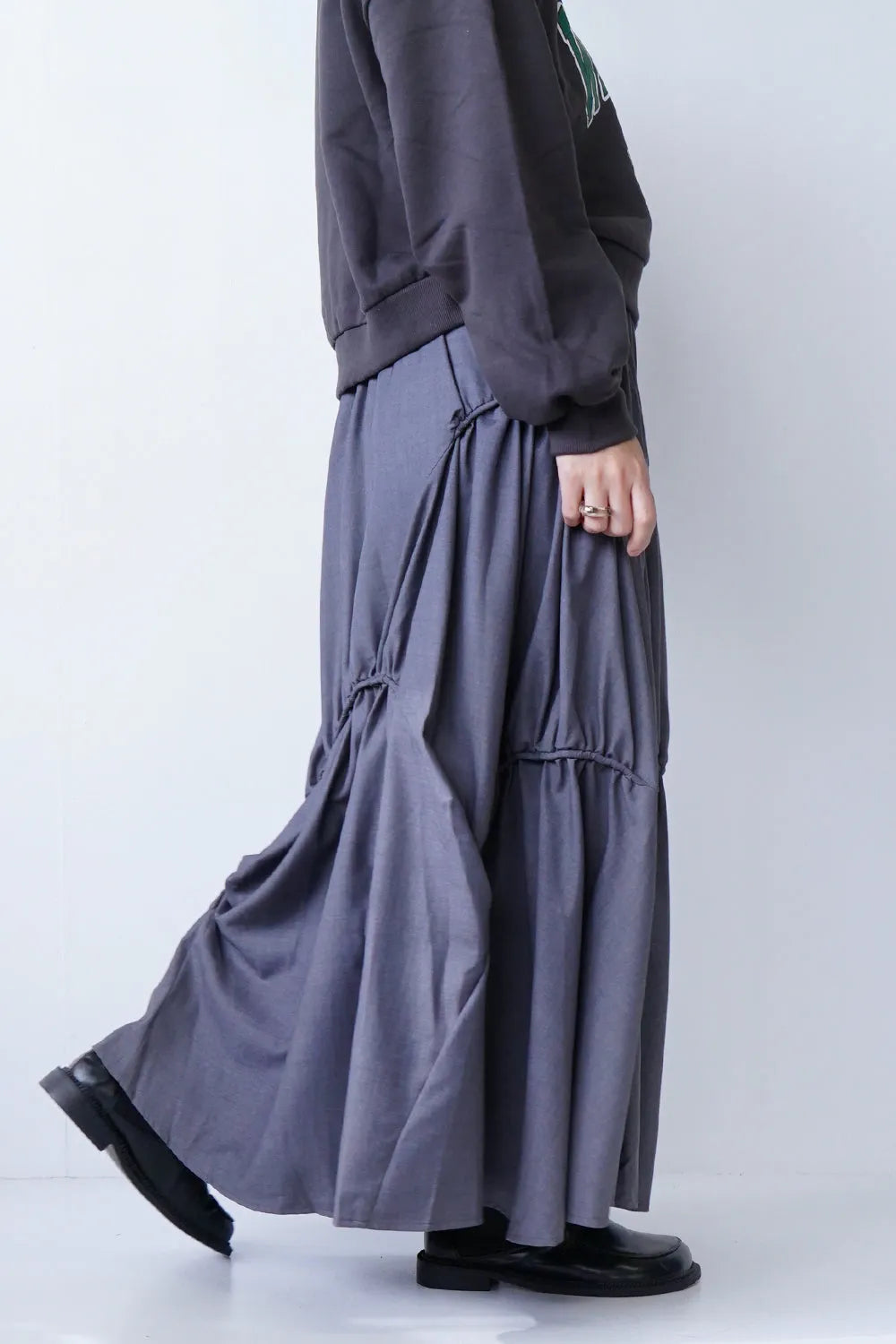 アンバランスドロストデザインロングスカート