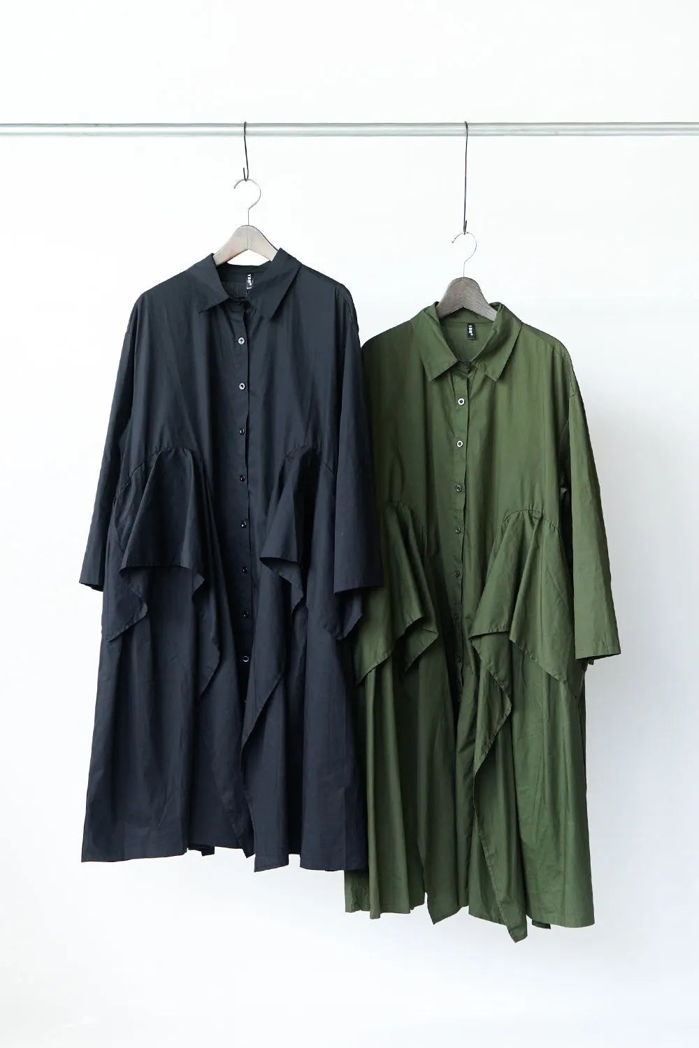 フリルレイヤードシャツワンピース