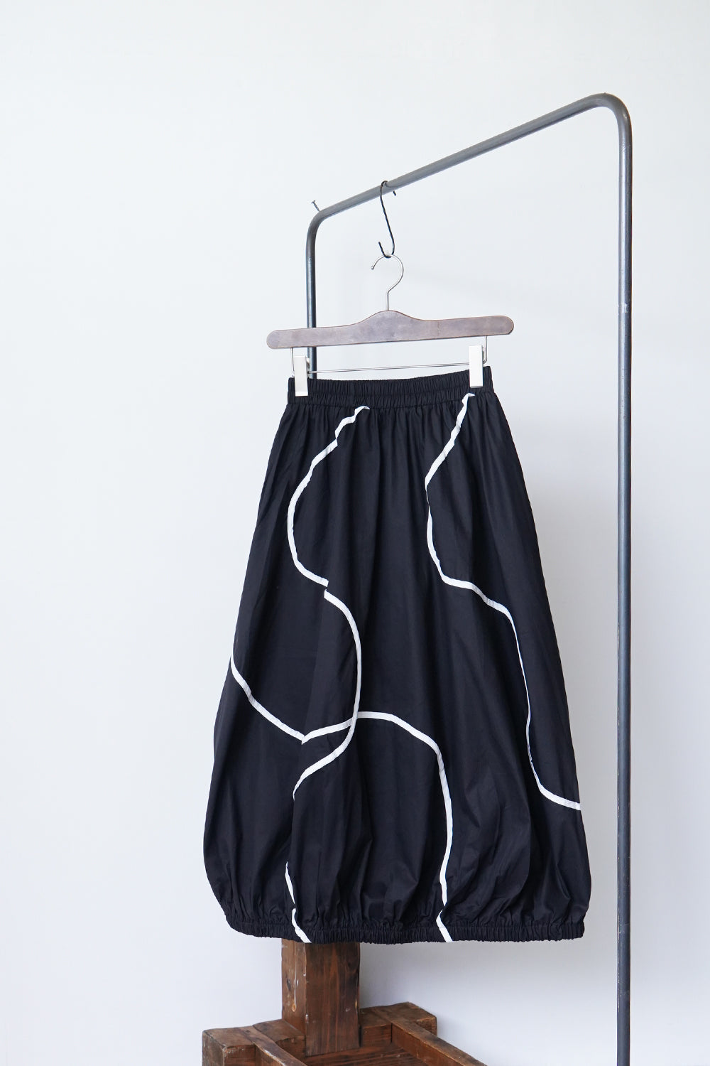 Ans dotsloevner 24ss バルーンスカート 153636：蝶ラインテープバルーンスカートの通販-ScoLar