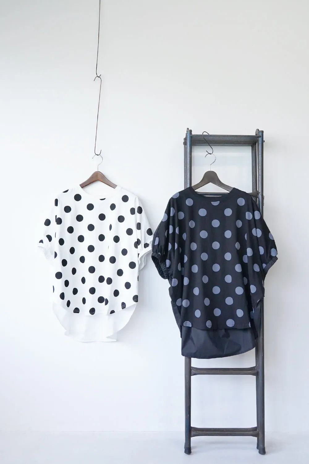 ドットプリントドルマン丸型カットソー