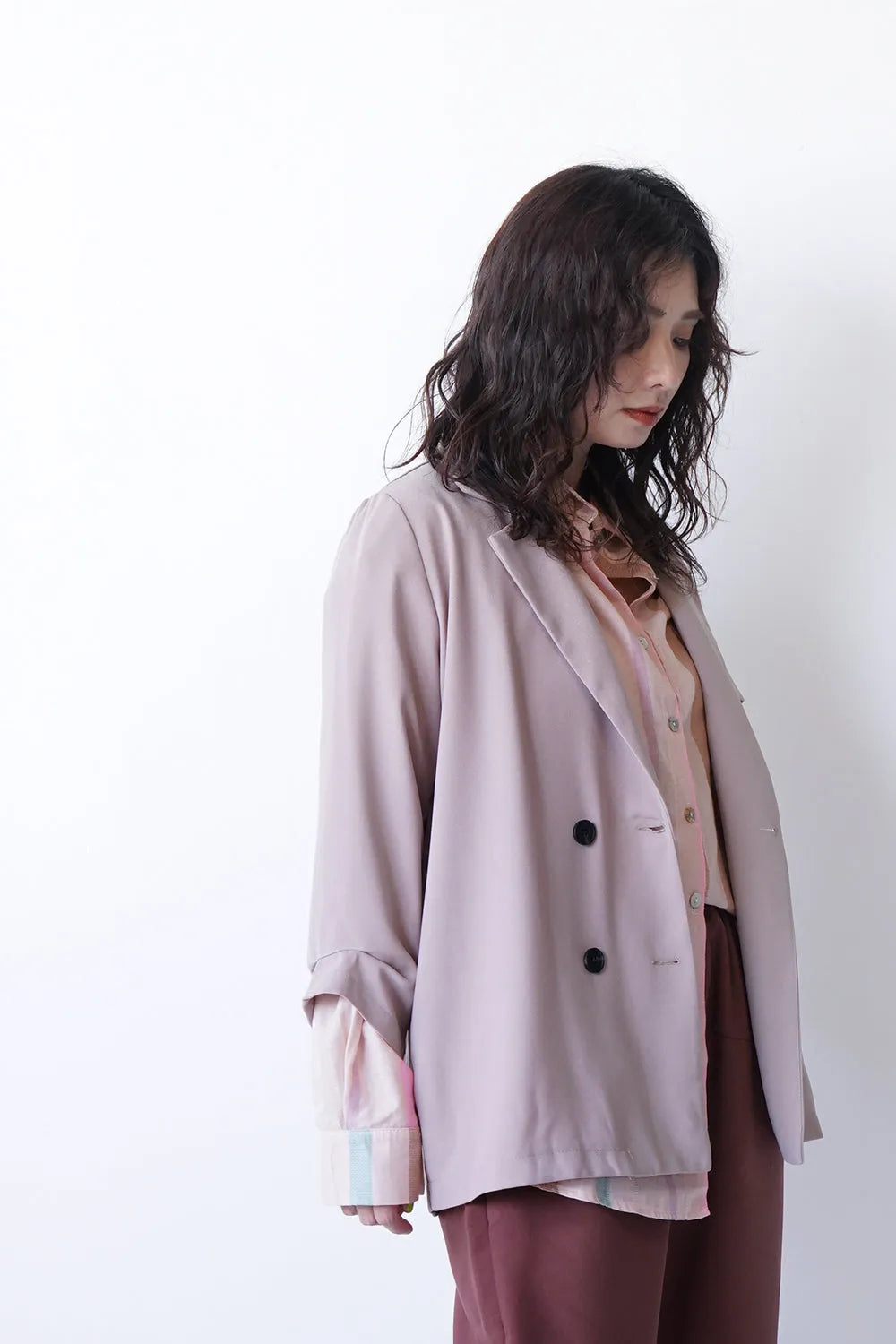 袖タックダブルジャケット