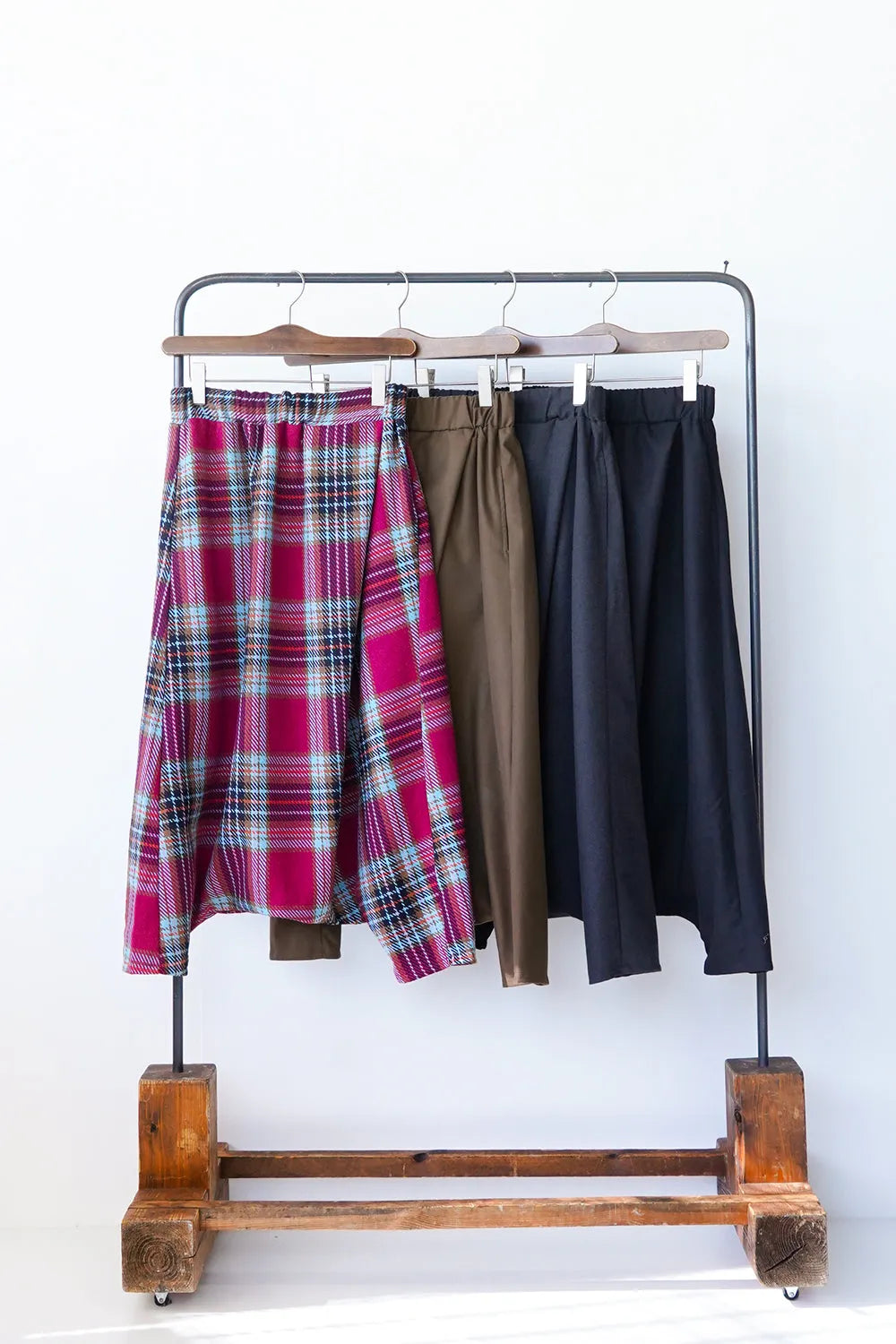 【LILA n' citta】ビッグタックサルエルパンツ