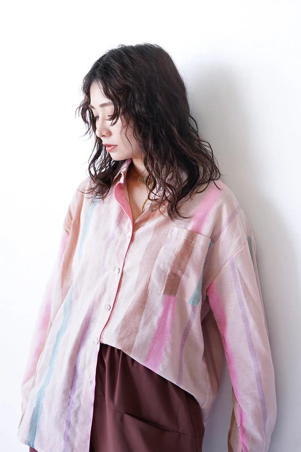 パステルストライプ柄リネンシャツ