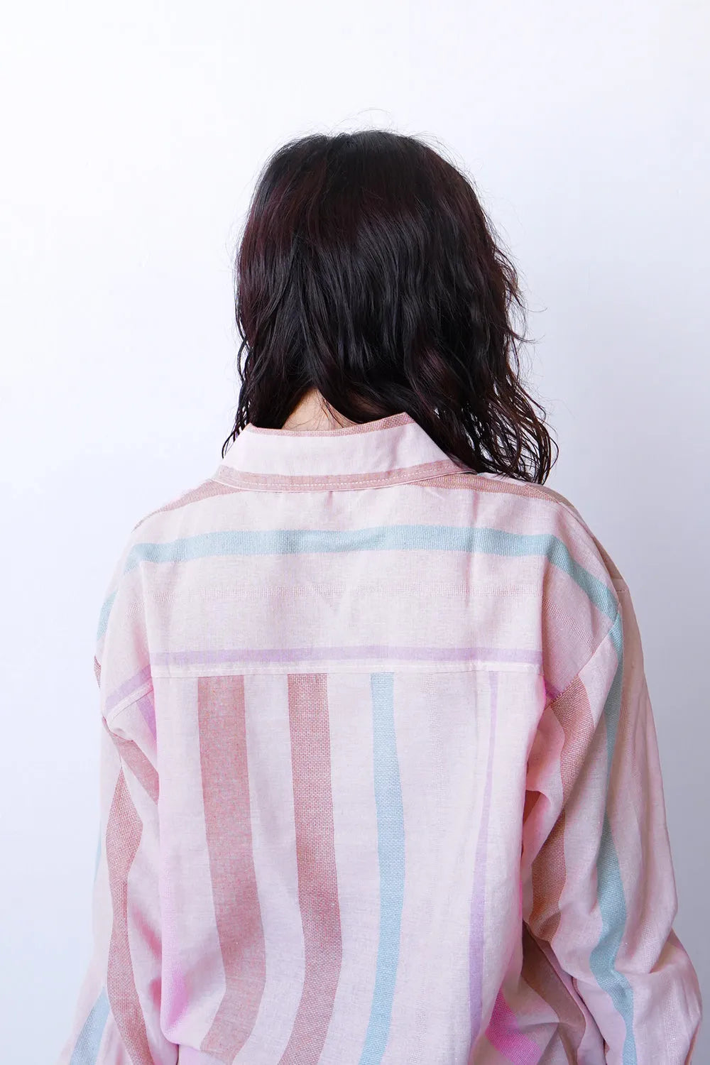 パステルストライプ柄リネンシャツ