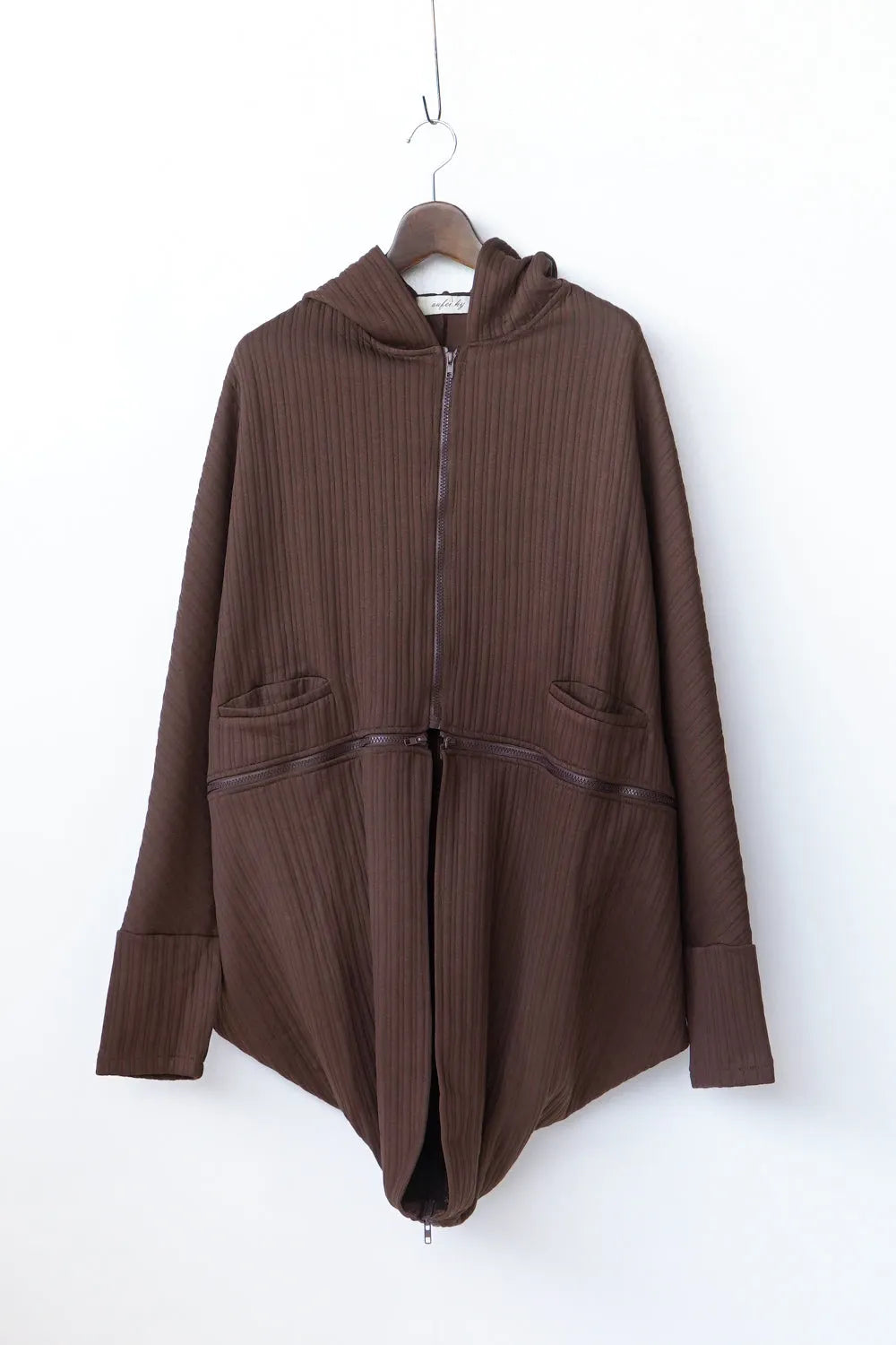ジップデザインドルマンパーカ