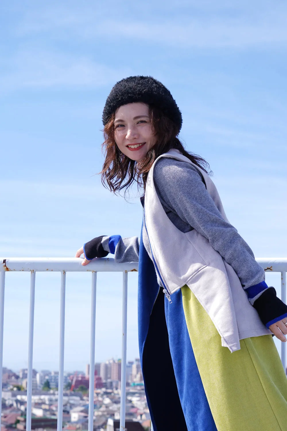 【LILA n’ citta】フェイクスエード配色ベスト