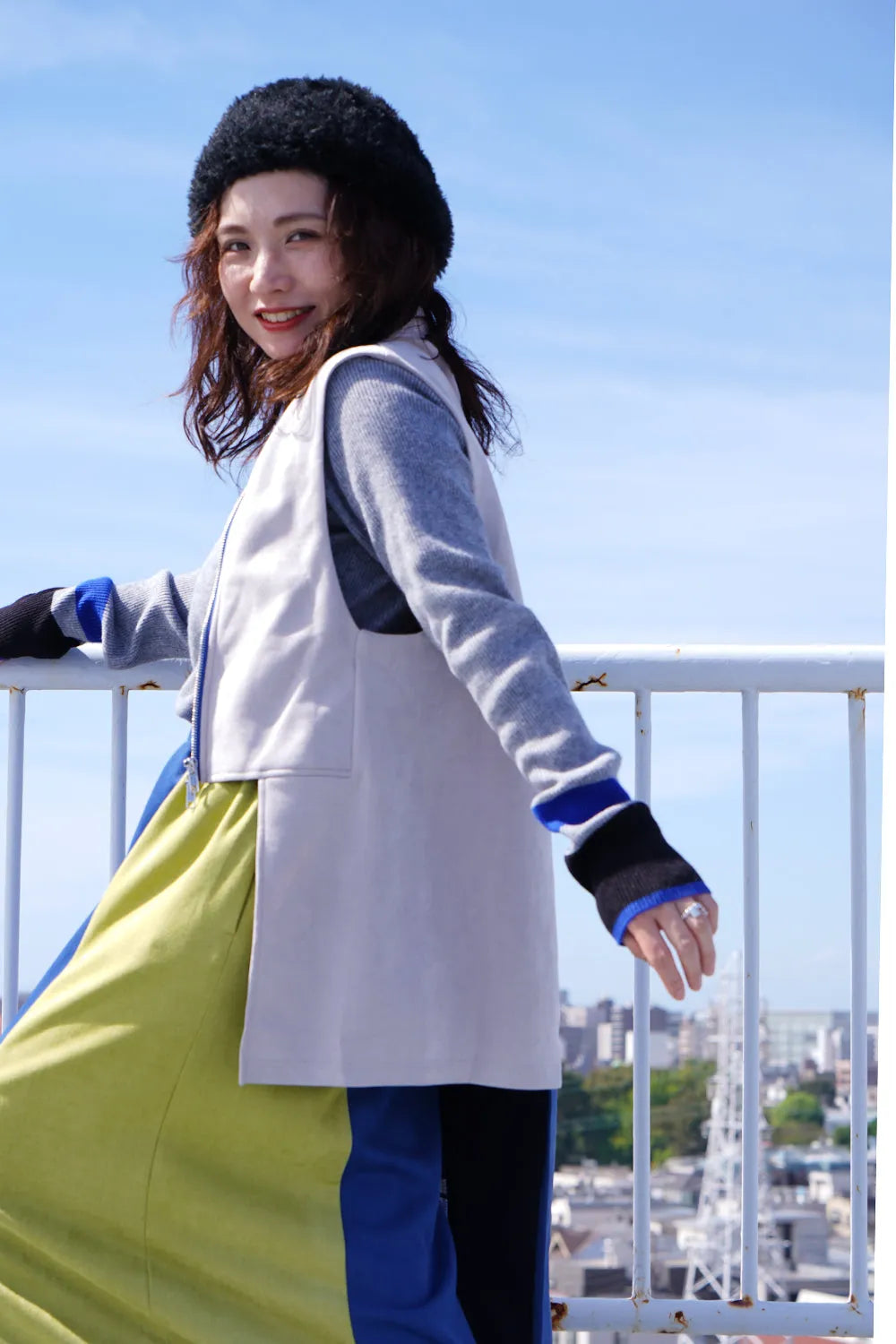 【LILA n’ citta】フェイクスエード配色ベスト