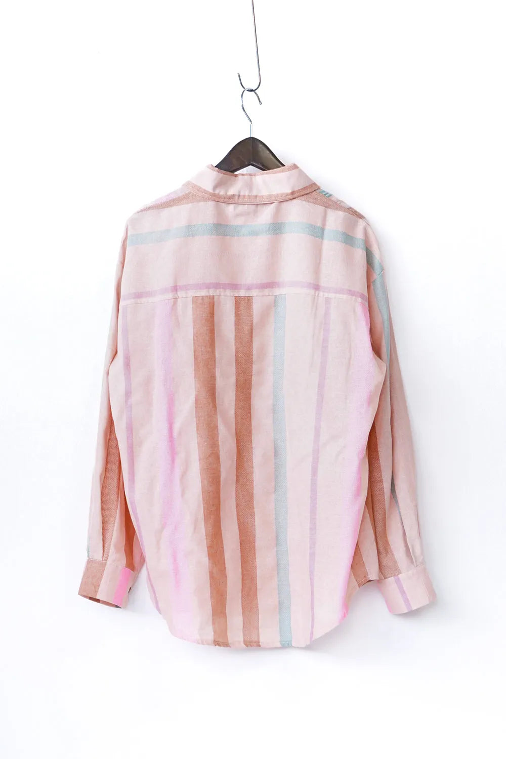 パステルストライプ柄リネンシャツ