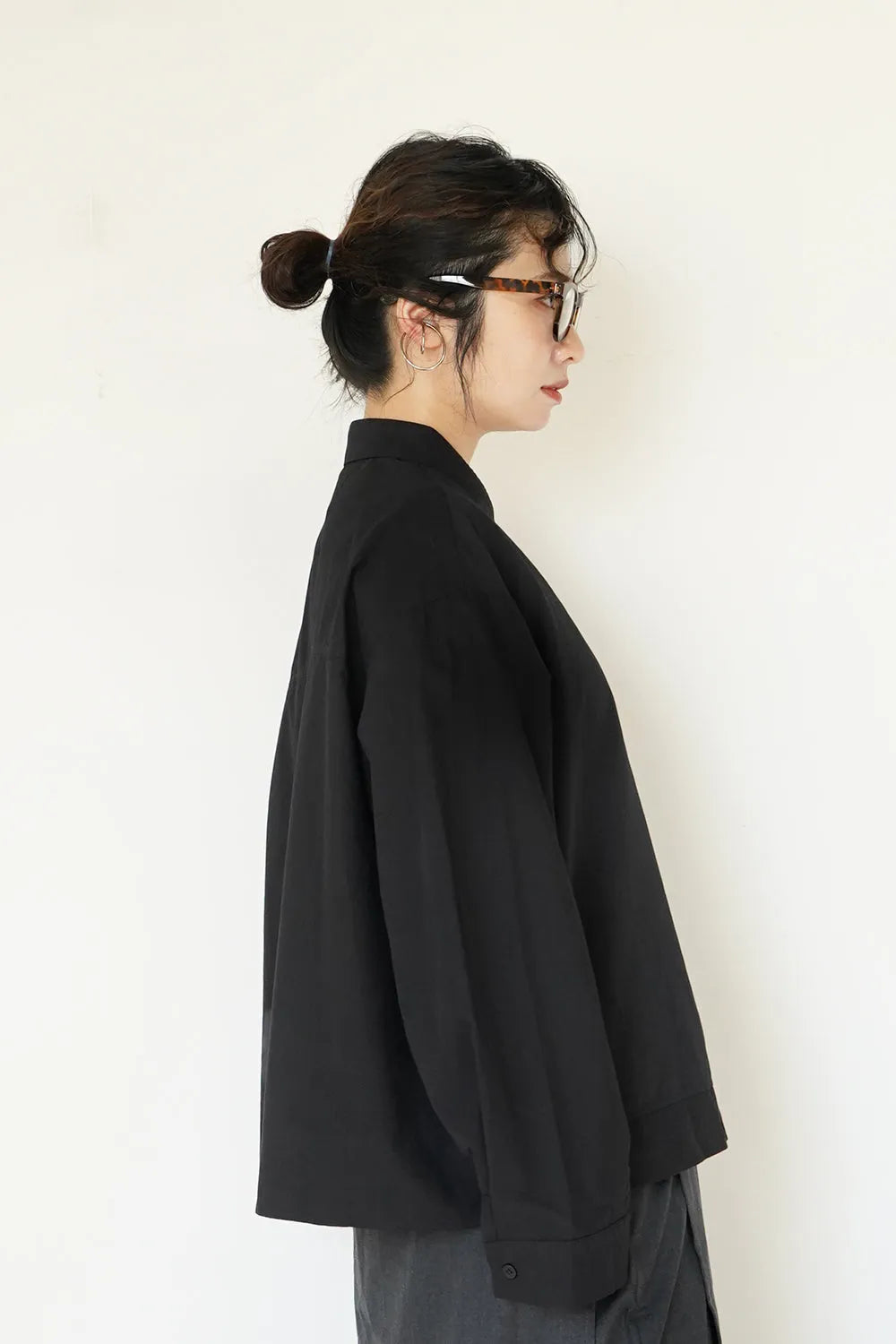 刺繍人間ポケットシャツ