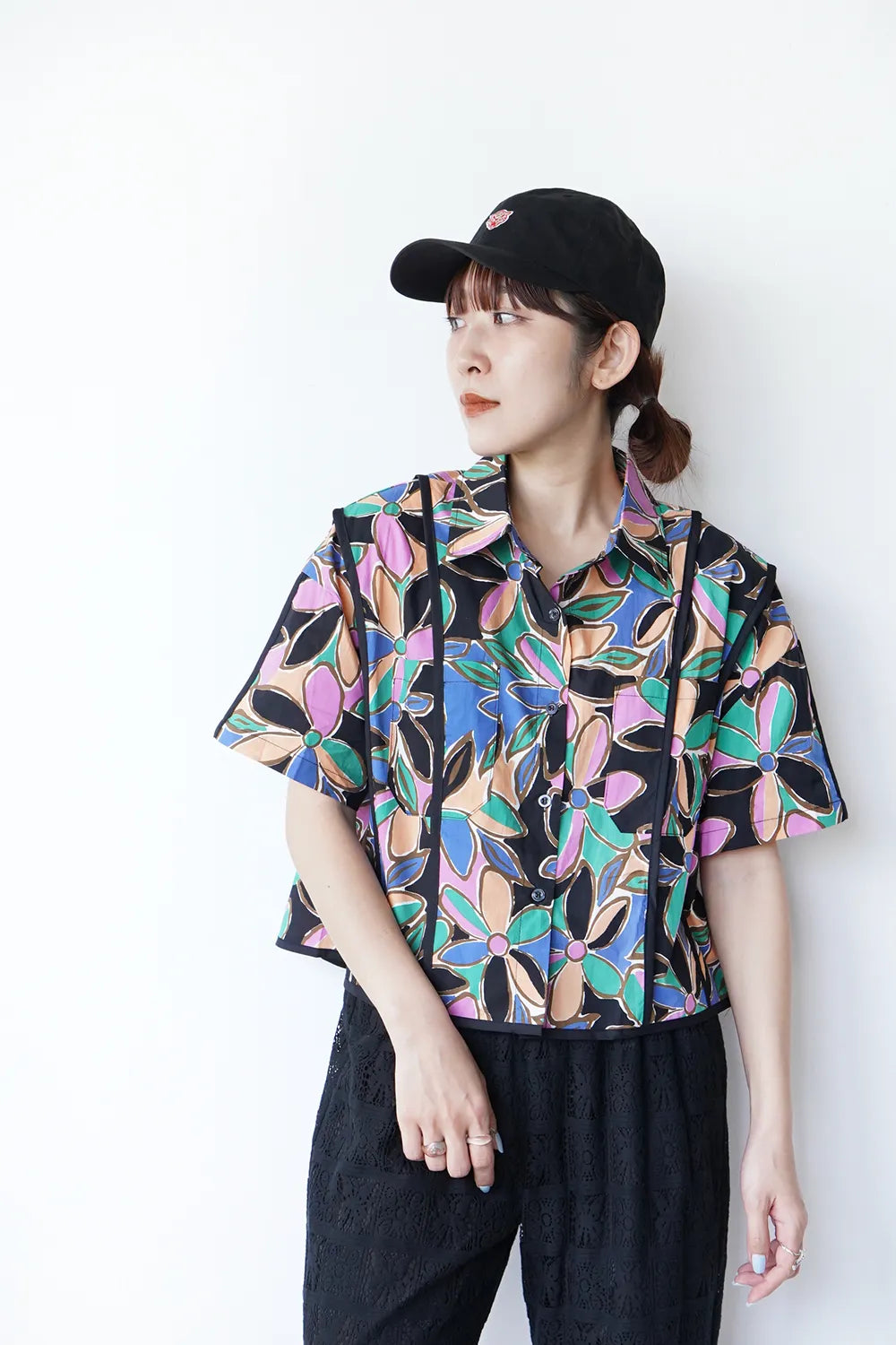 カラフルフラワープリントコットンショートシャツ