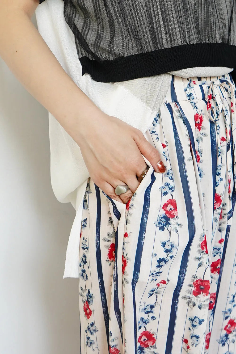 ストライプ×花柄ワイドパンツ – LILA & CITTA ONLINE SHOP