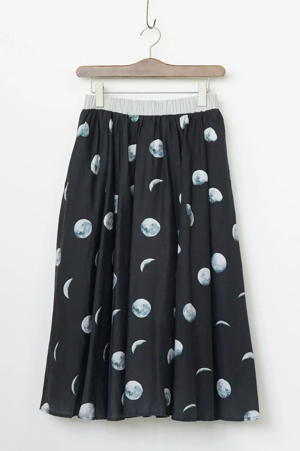 ギャザーフレアスカート