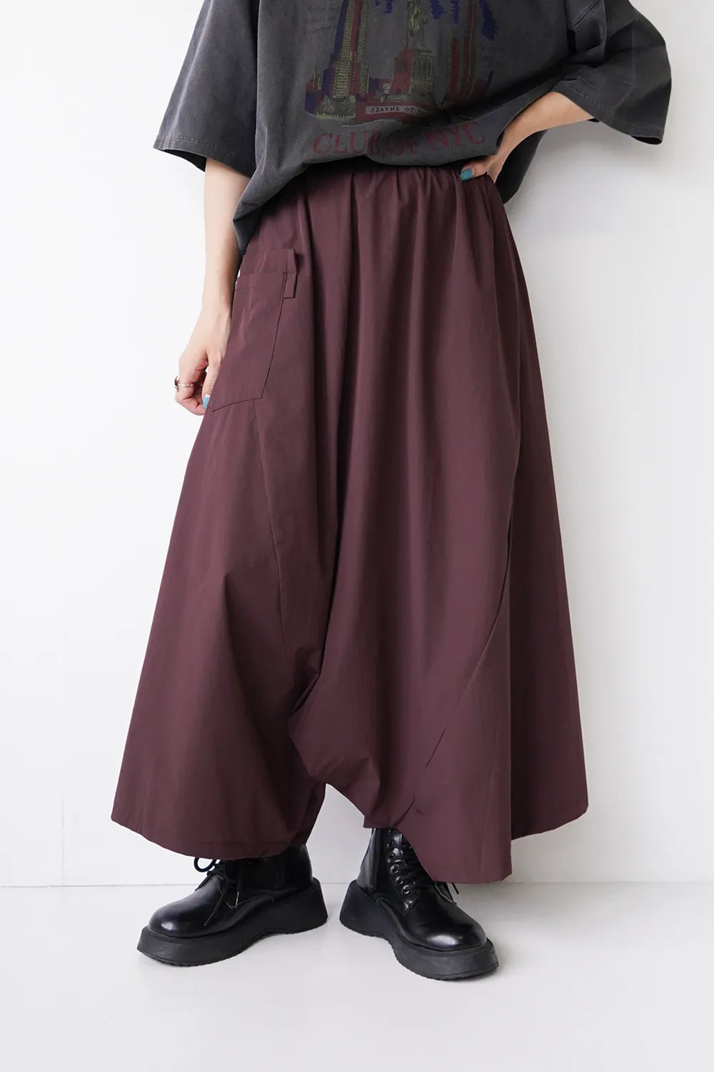 アシメ切替ナイロンストレッチサルエルパンツ – LILA & CITTA ONLINE SHOP アシメ切替ナイロンストレッチサルエルパンツ – LILA & CITTA ONLINE SHOP