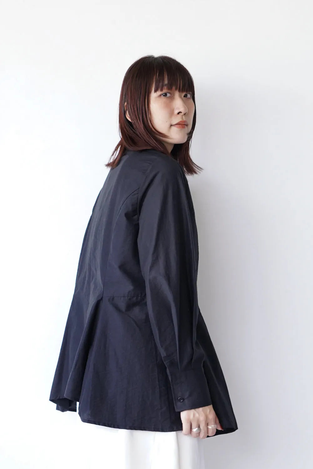 アシメカラーアシメヘムパネルラインシャツ