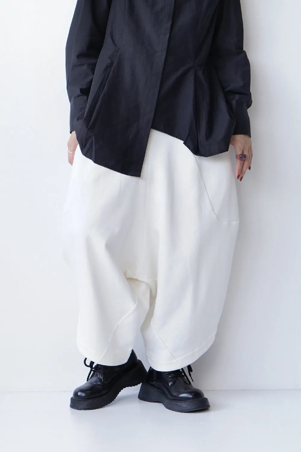 ラウンド切替裏毛サルエルパンツ