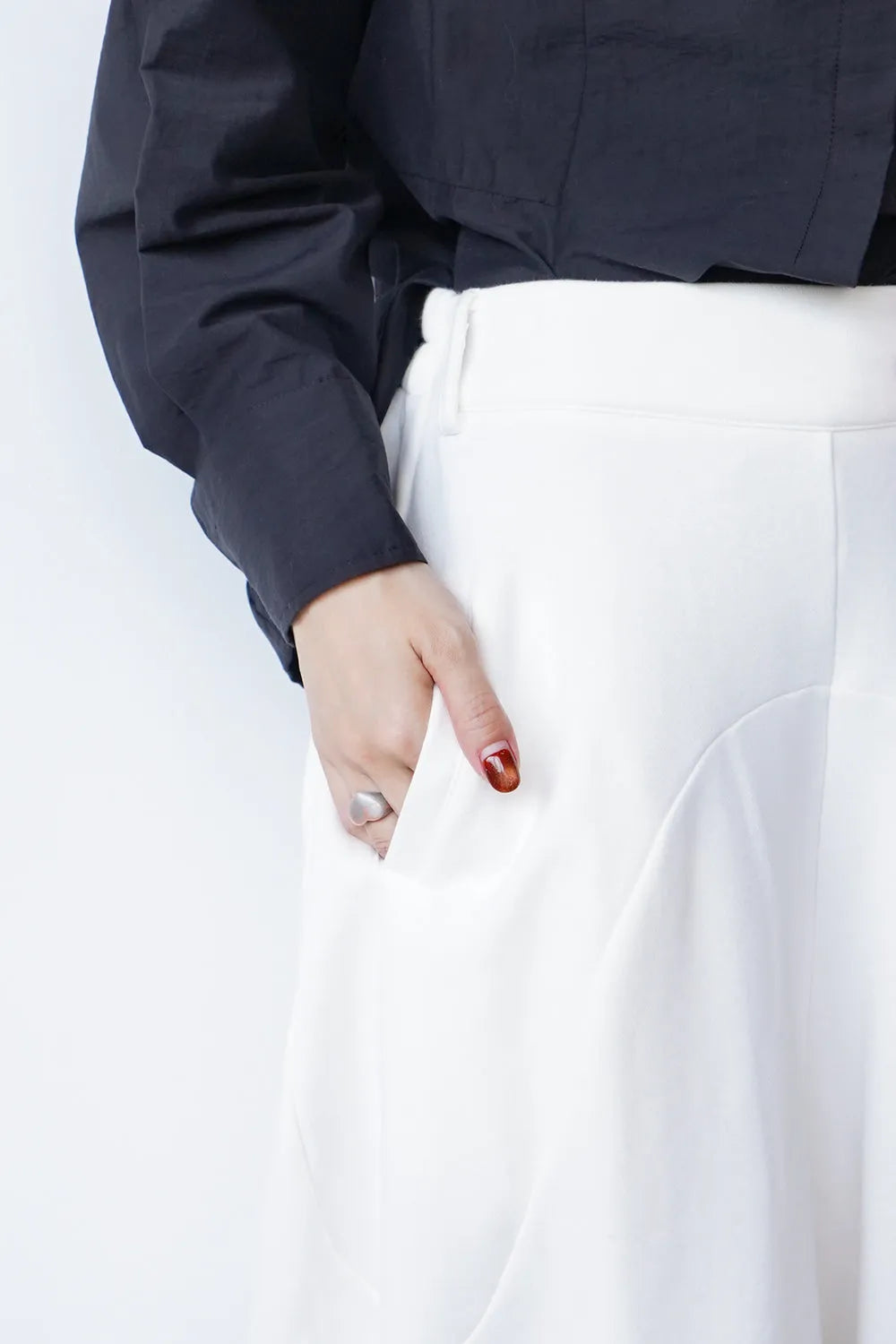 ラウンド切替裏毛サルエルパンツ