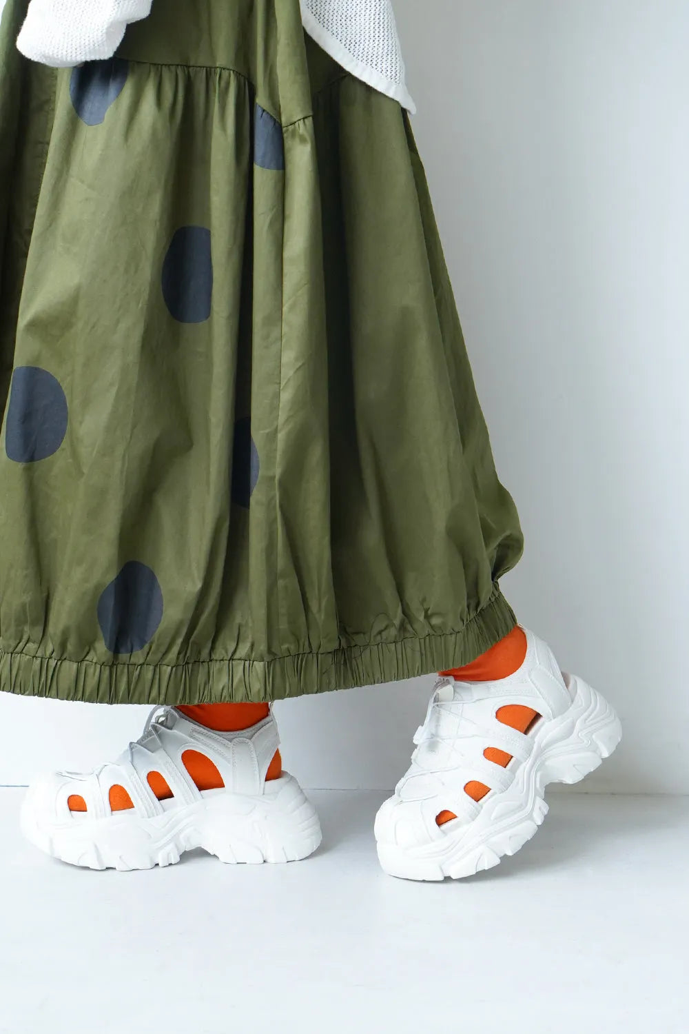 スニーカーサンダル