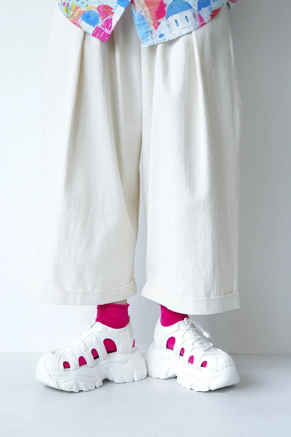 スニーカーサンダル