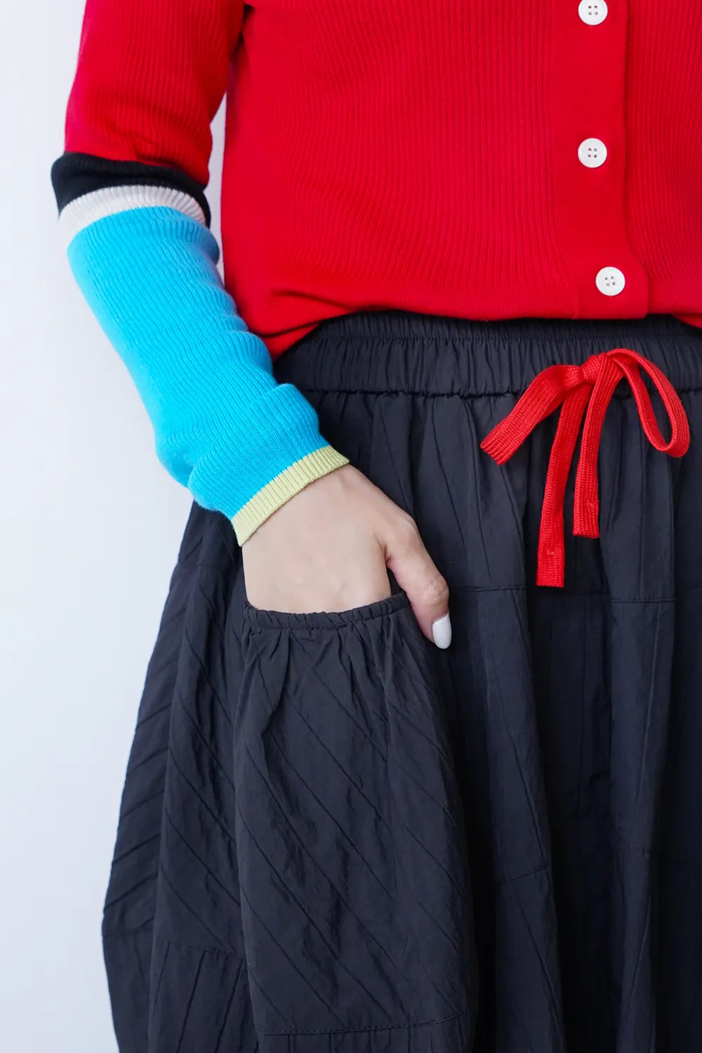 シワ加工立体切替サルエルパンツ – LILA & CITTA ONLINE SHOP