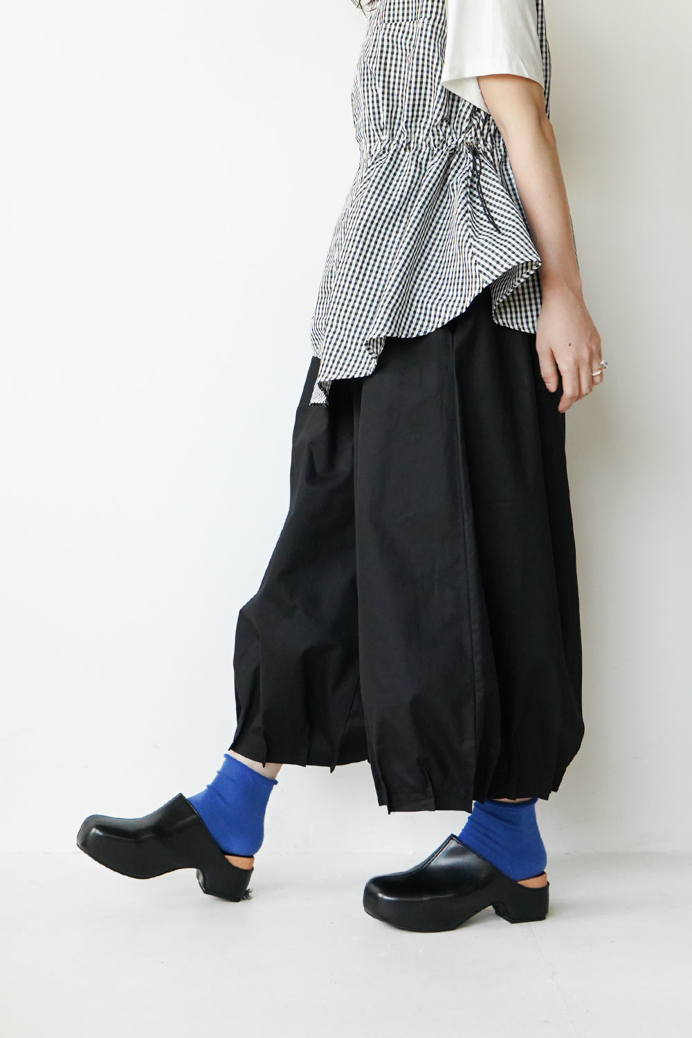裾タックバルーンパンツ – LILA & CITTA ONLINE SHOP