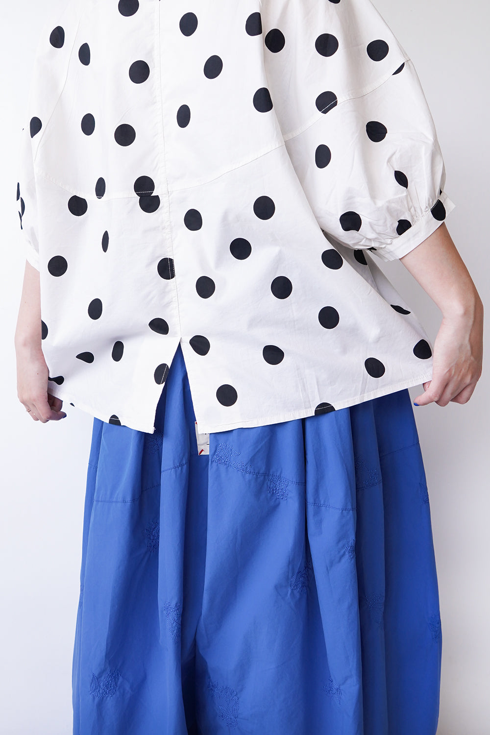 ヨーク切替パフスリーブドットプルオーバー – LILA & CITTA ONLINE SHOP