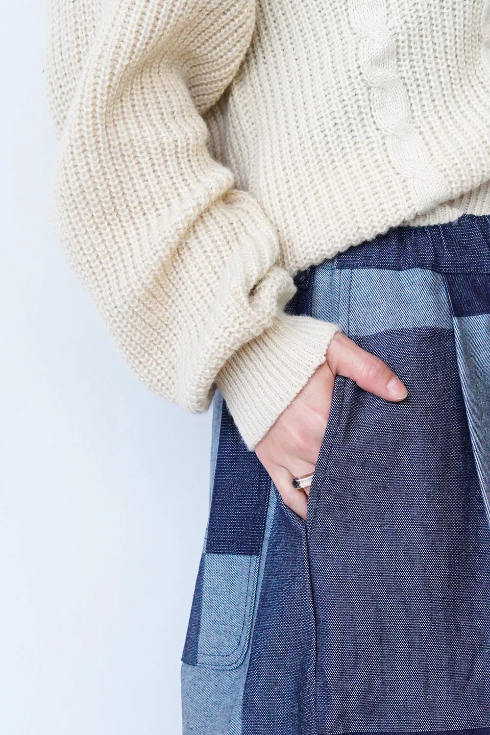 パッチワーク風デニムパンツ