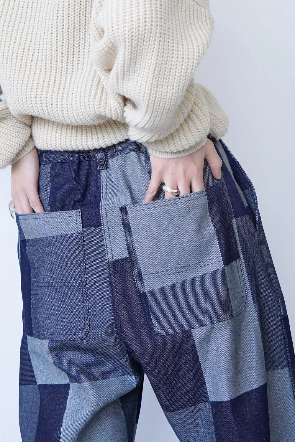 パッチワーク風デニムパンツ