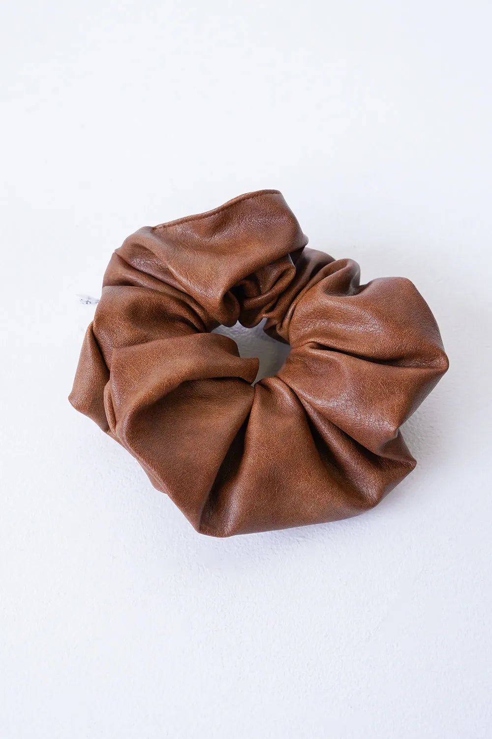 フェイクレザービッグシュシュ