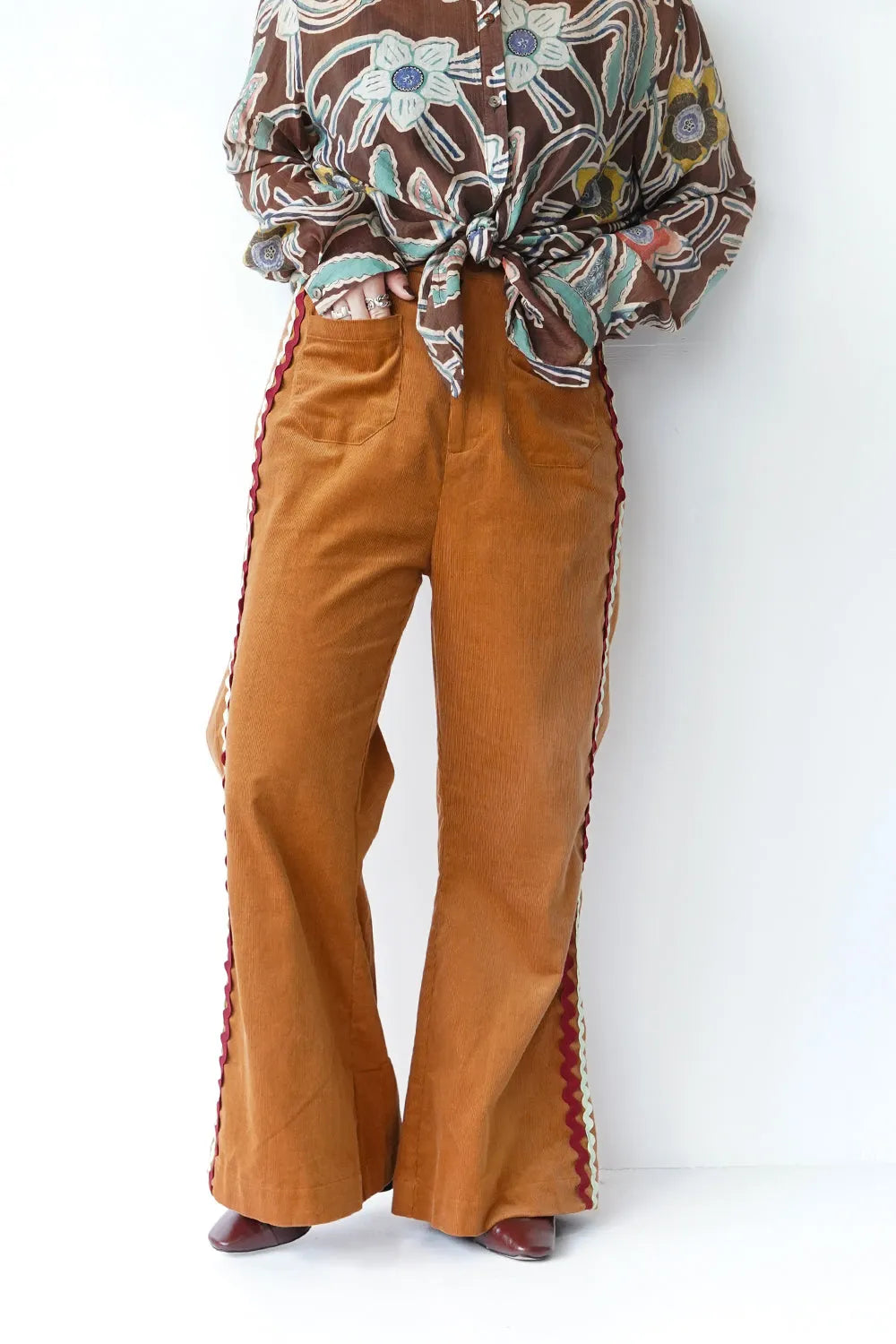 【LILA n’ citta】リックラックコーデュロイパンツ