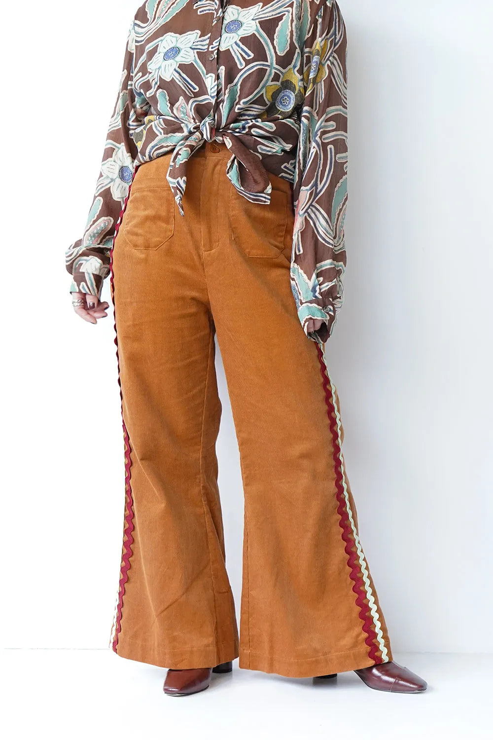 【LILA n’ citta】リックラックコーデュロイパンツ