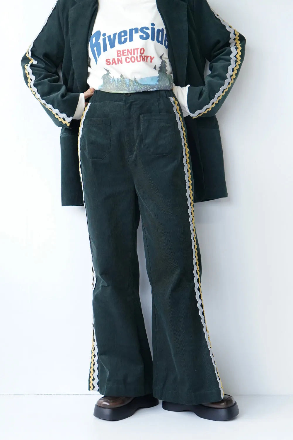 【LILA n’ citta】リックラックコーデュロイパンツ