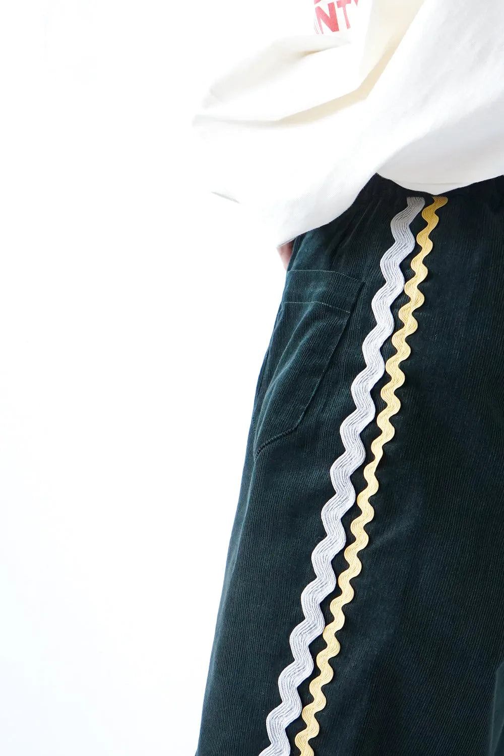 【LILA n’ citta】リックラックコーデュロイパンツ