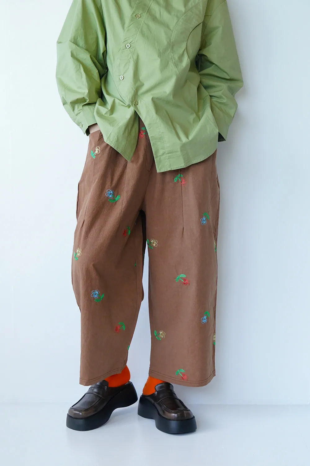 花刺繍コットンワイドパンツ