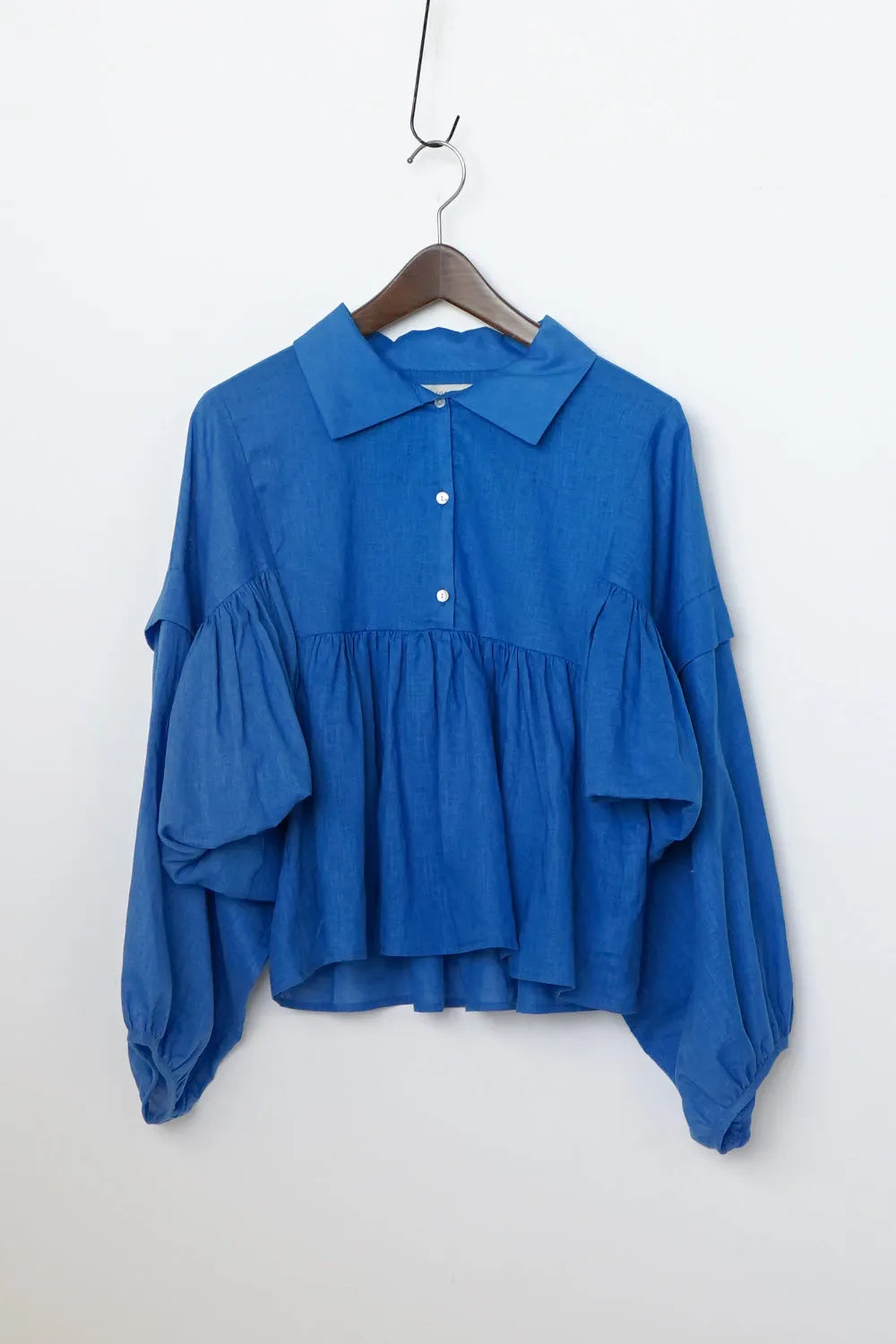 【LILA n' citta】ギャザー袖プルオーバー