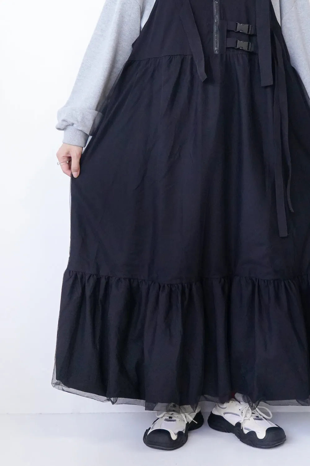 チュールレイヤードボリュームジャンパースカート