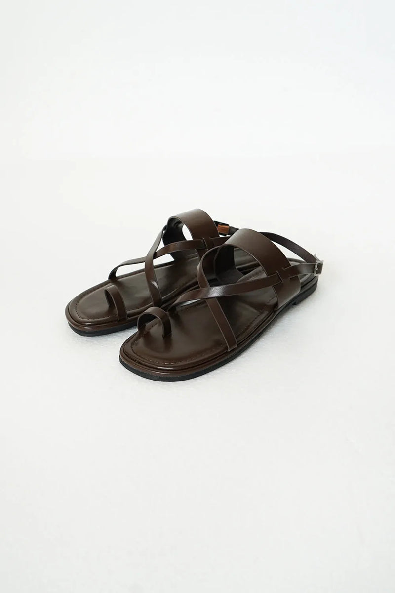 ラインクロスフラットサンダル