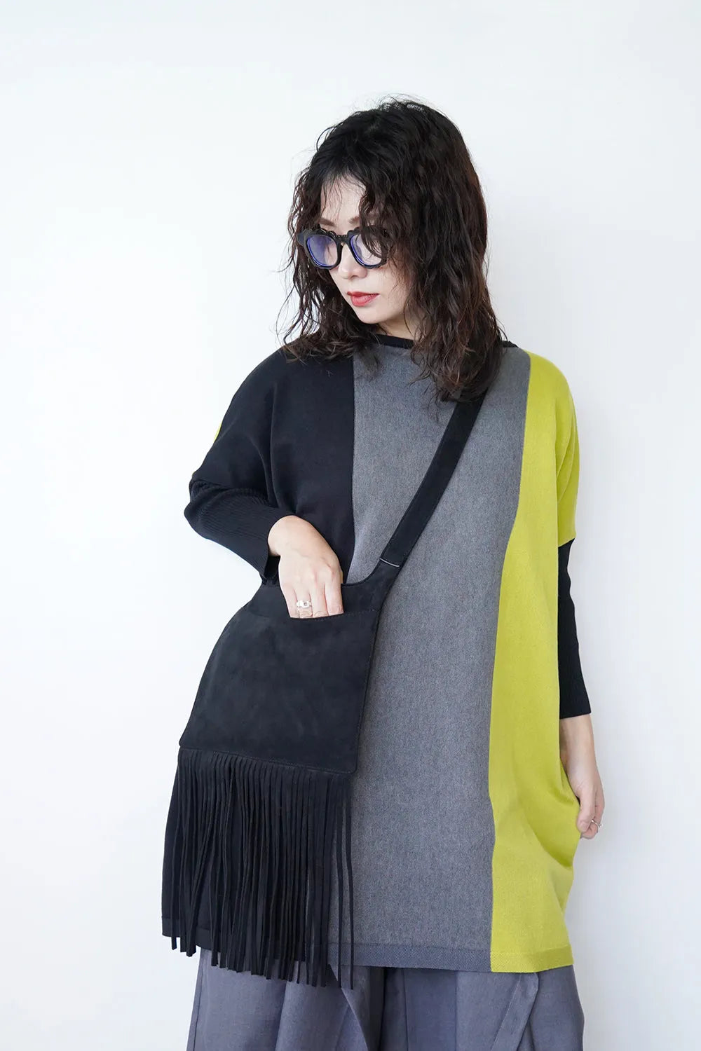 フリンジショルダーバッグ