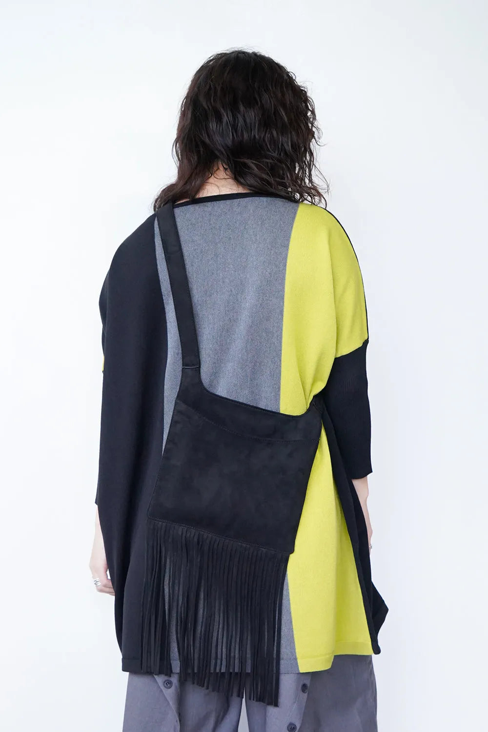 フリンジショルダーバッグ