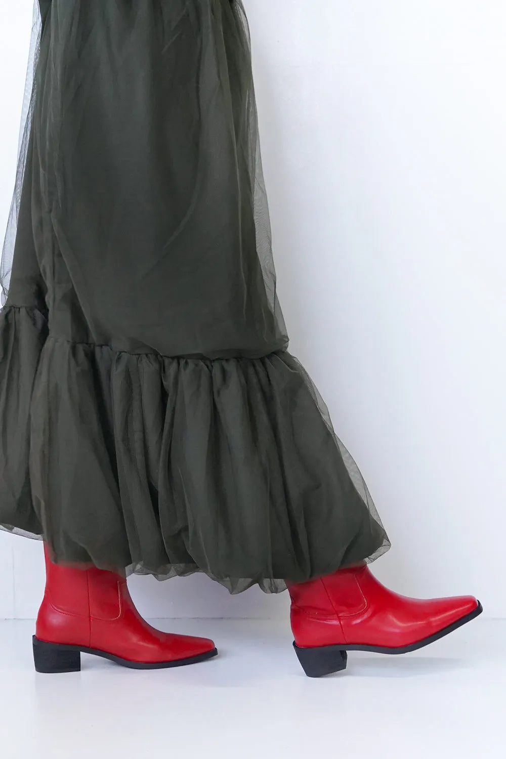 ウエスタンミドルブーツ