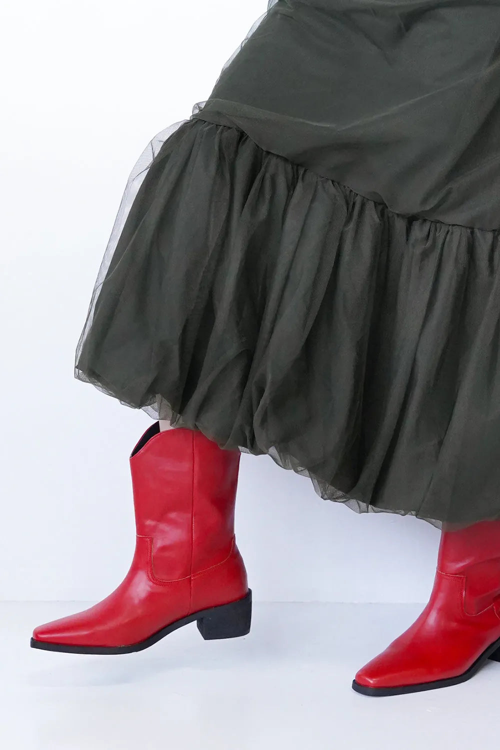 ウエスタンミドルブーツ