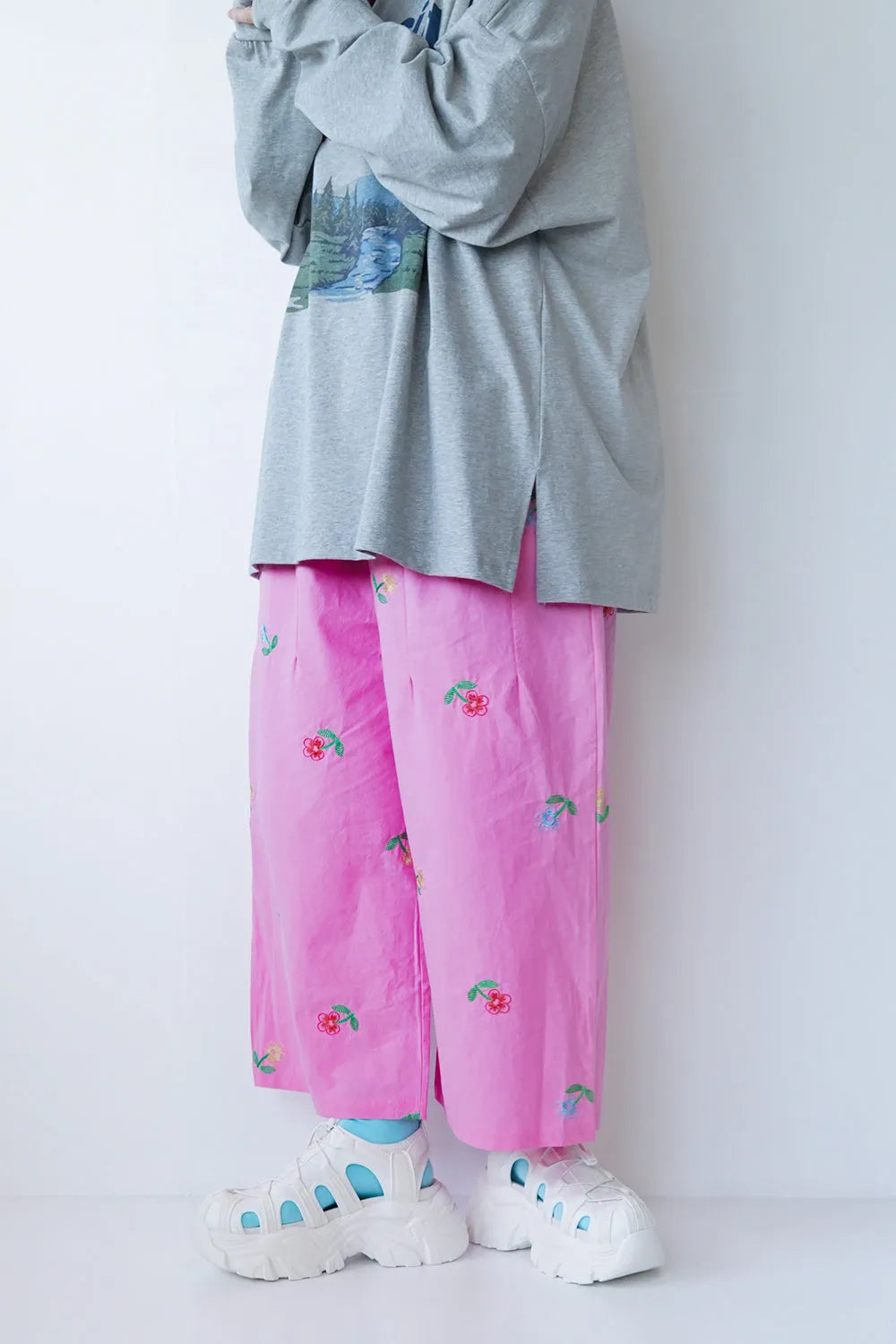 花刺繍コットンワイドパンツ